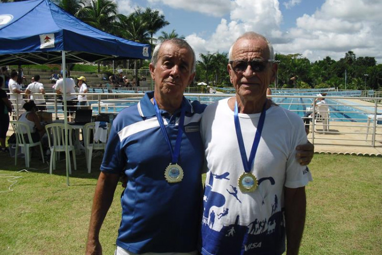 51b1403d8485e628bdd81d195d8caf7e